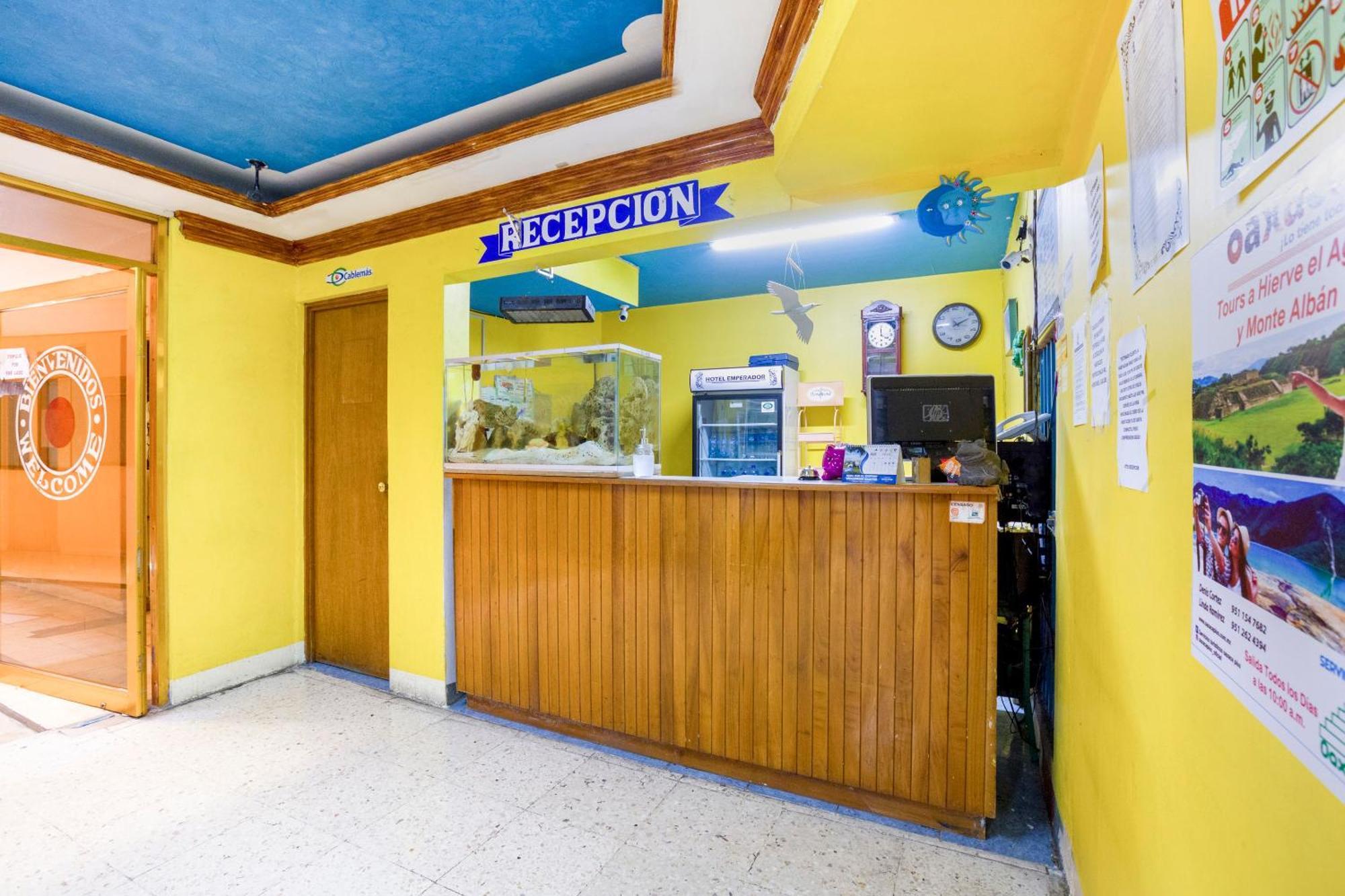 Oyo Hotel Emperador, Oaxaca Dış mekan fotoğraf