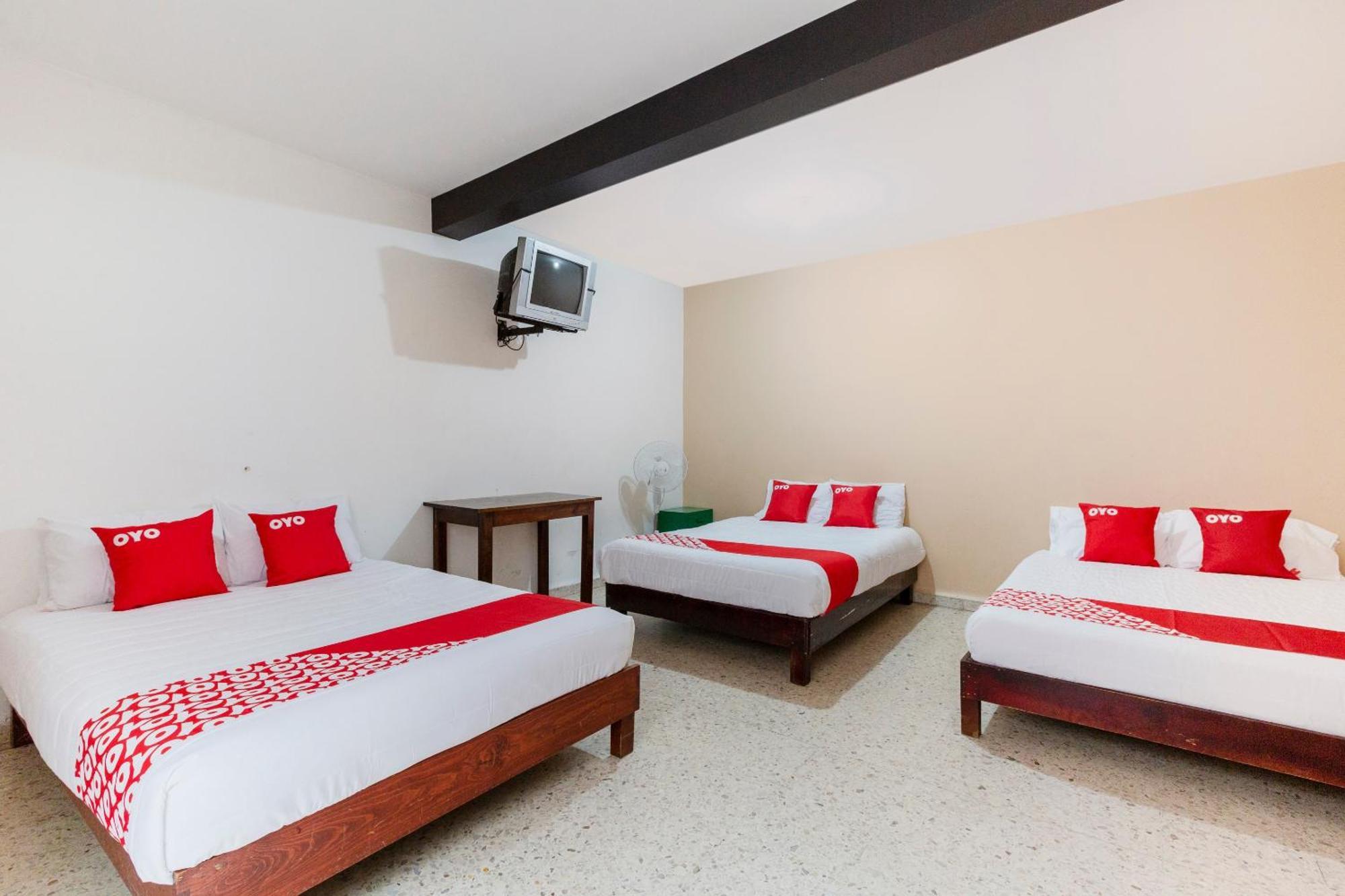 Oyo Hotel Emperador, Oaxaca Dış mekan fotoğraf