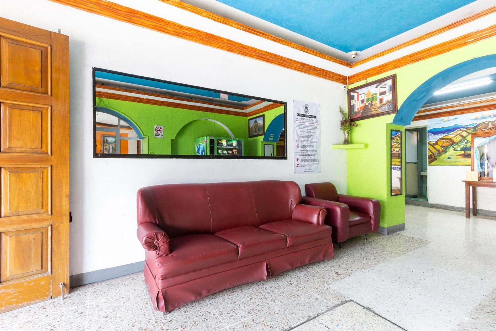 Oyo Hotel Emperador, Oaxaca Dış mekan fotoğraf